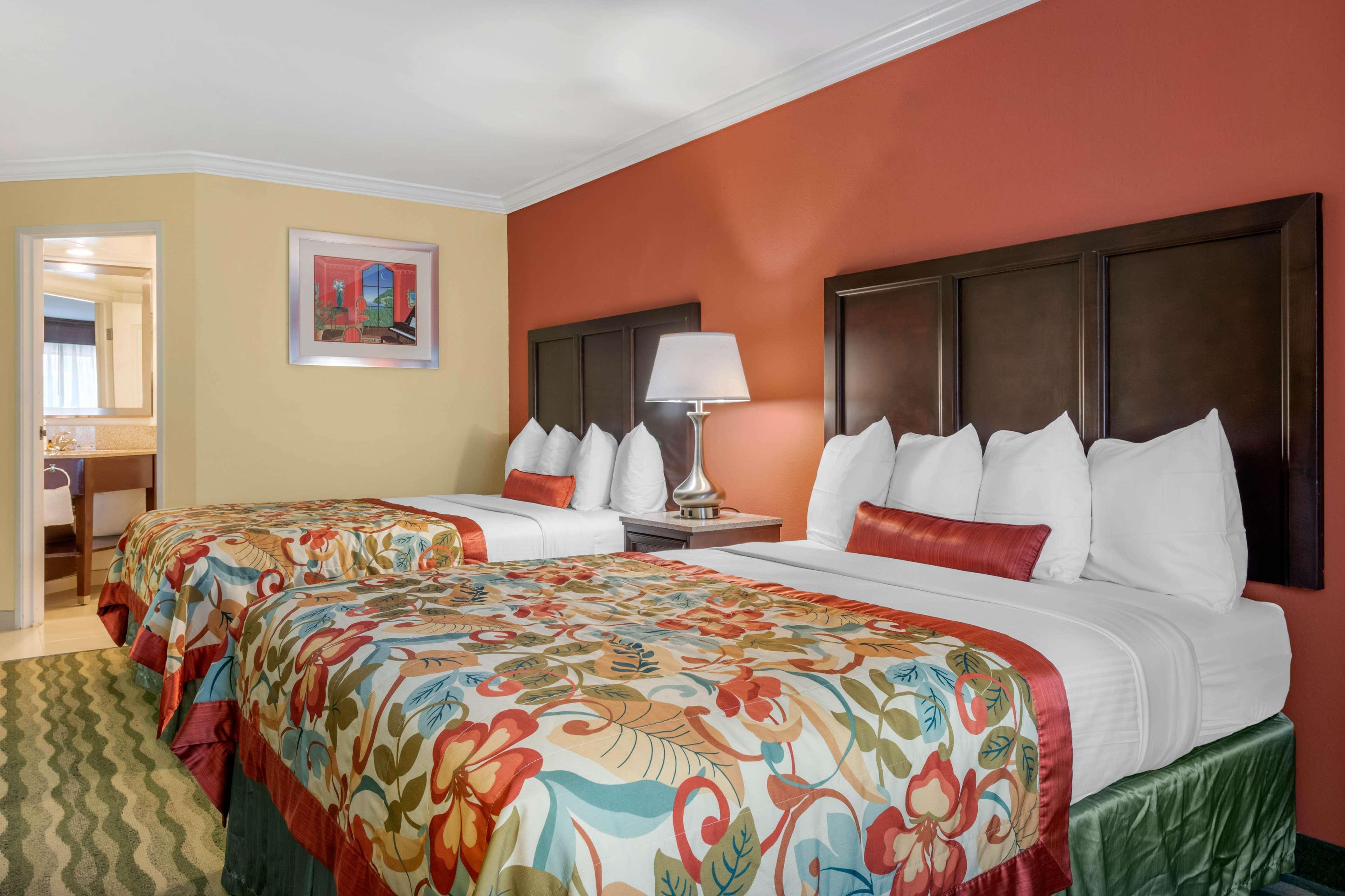 Best Western Plus Palm Beach Gardens Hotel & Suites And Conference Ct Bagian luar foto